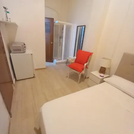 Aurora With Private Bathroom Проживание в семье